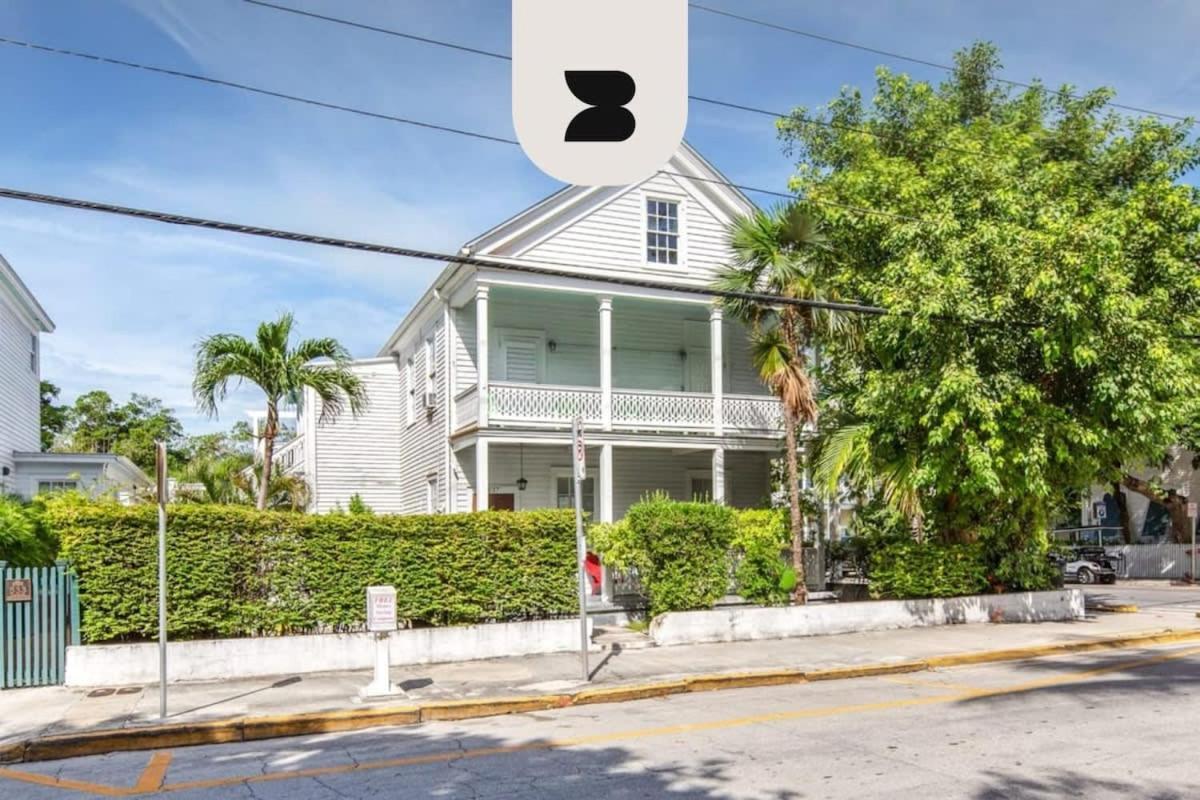 Bananas Foster Guesthouse キーウェスト エクステリア 写真